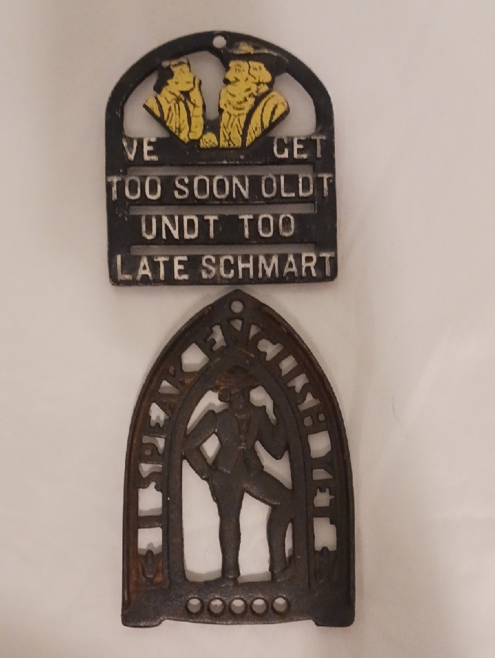 Set of 2 Metal Trivets